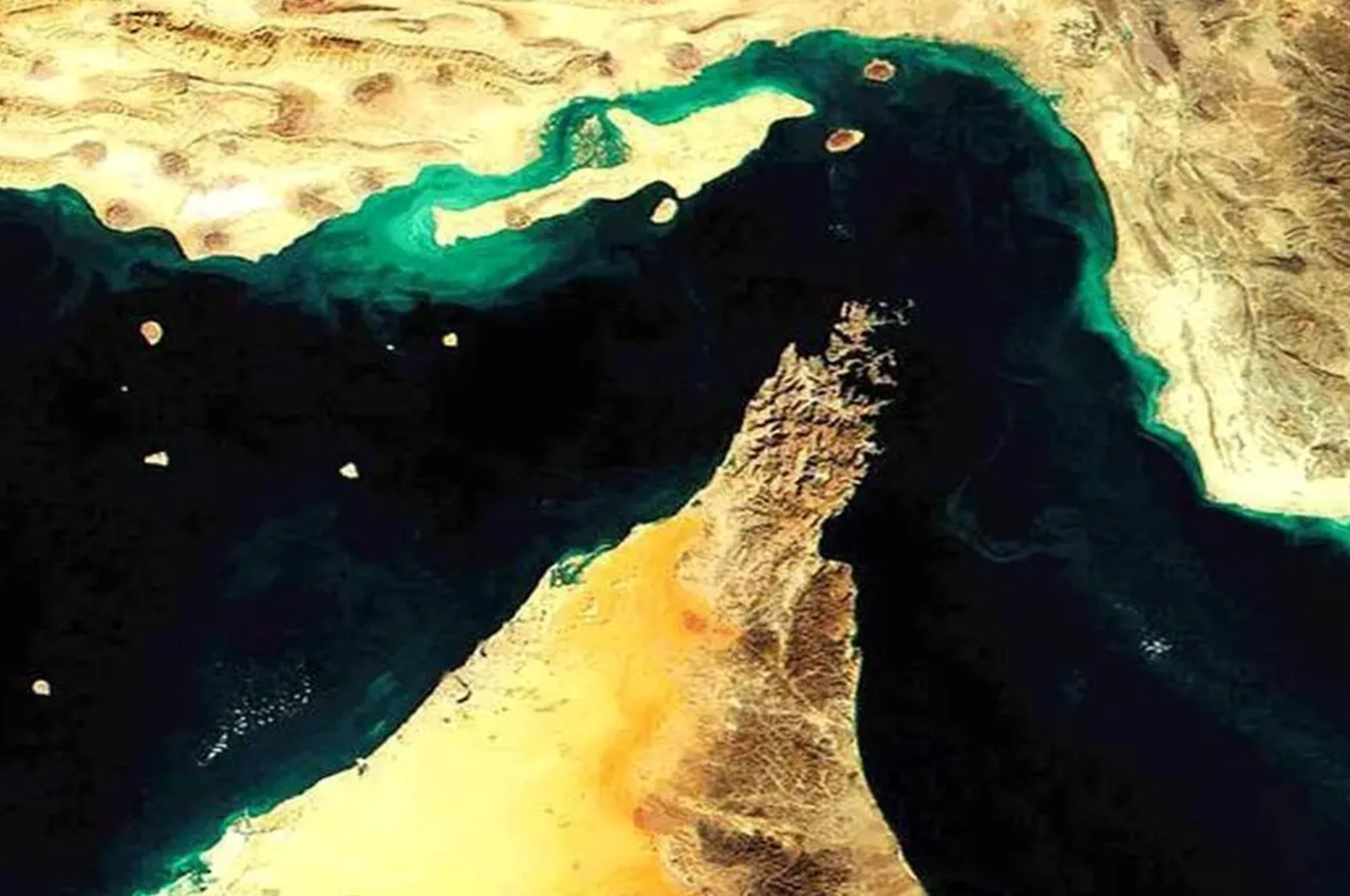 د ایران پارلمان د هرمز تنګي تړلو پرېکړه تصویب کړه