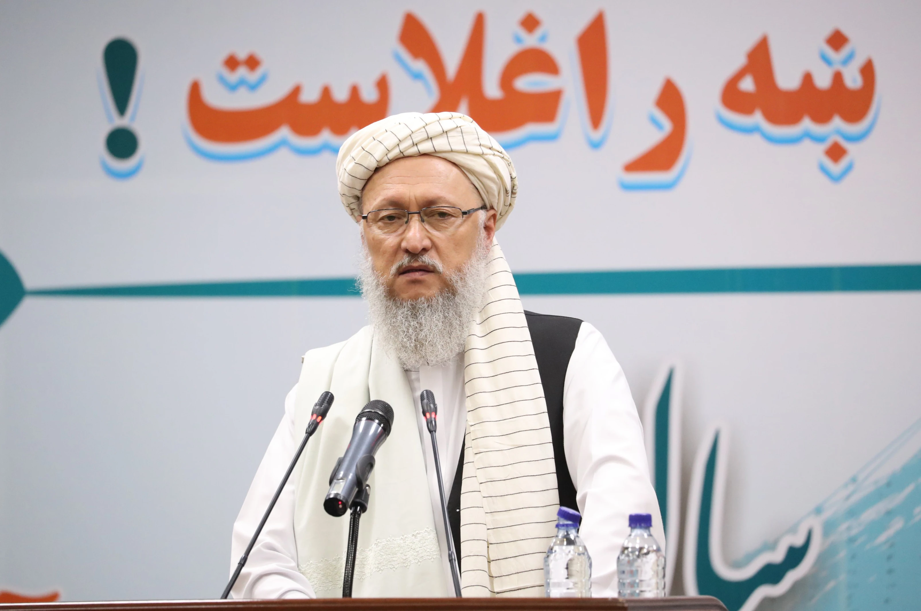 افغانستان په هره برخه کې مسلکي او مجربو ځوانانو ته اړتیا لري