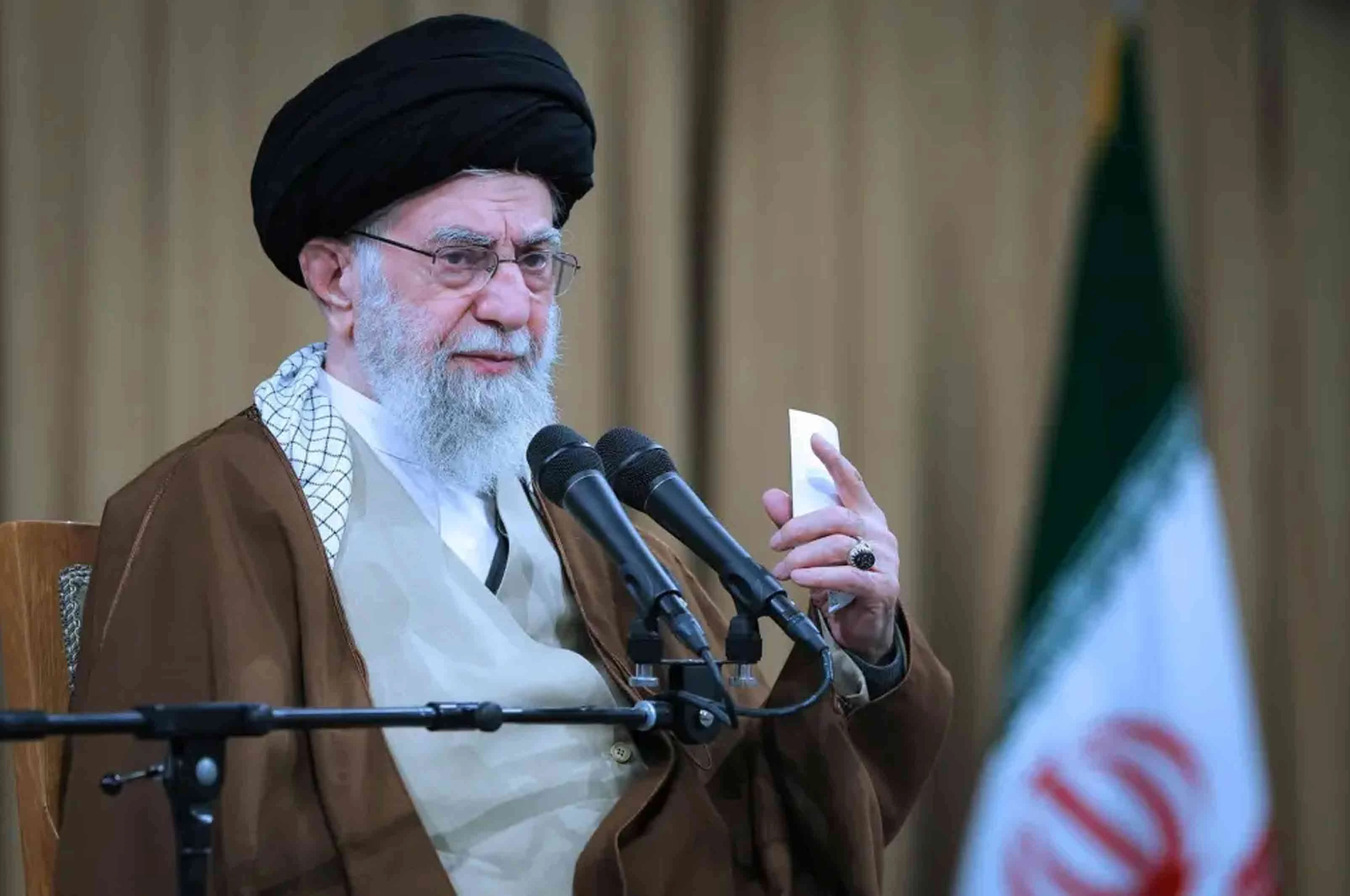 د ایران مذهبي مشر امریکا ته؛ سوله او جګړه په ایران نه شي تحمیلېدای