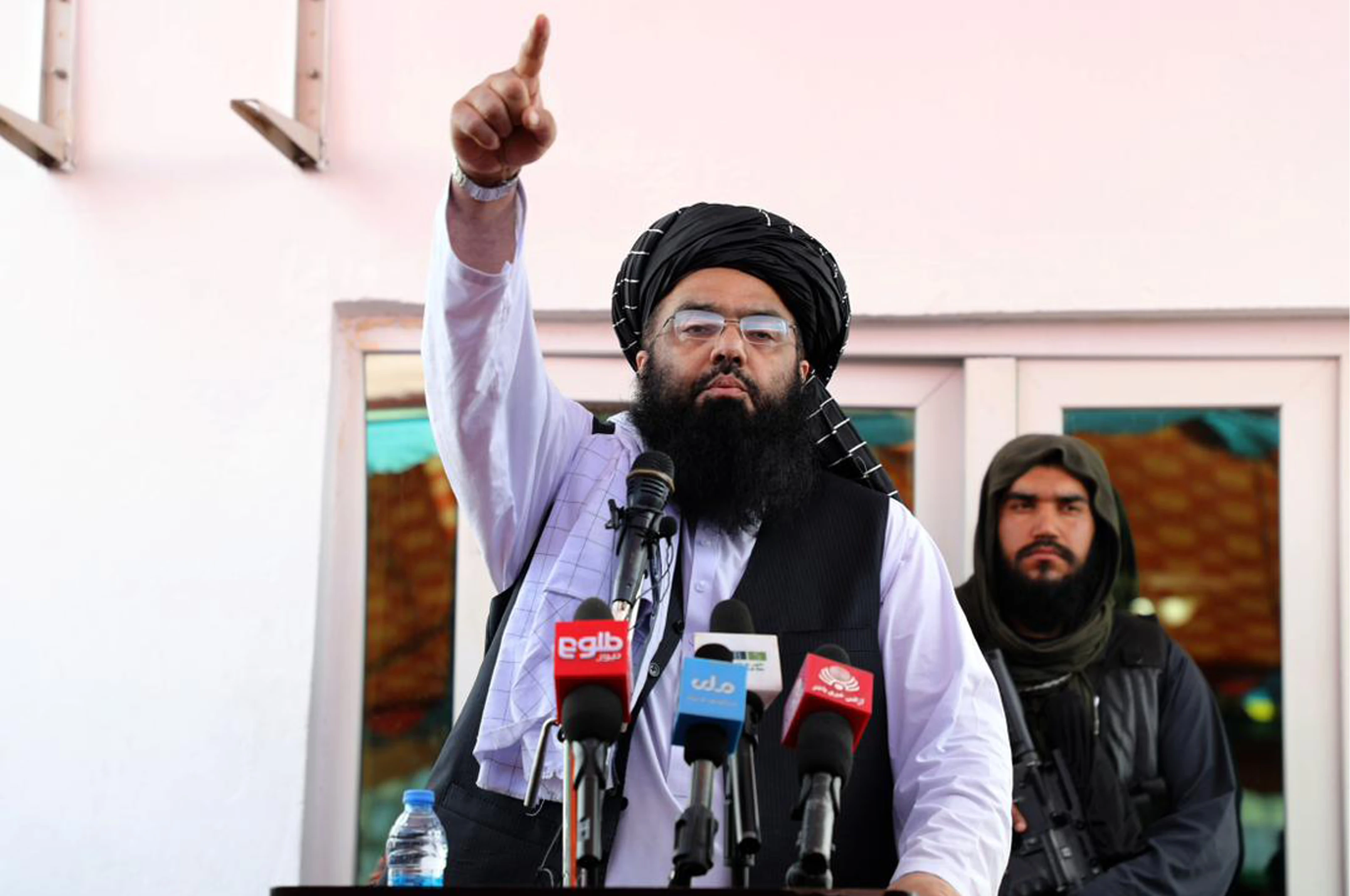 ا.ا له بهرنیو مرستو پرته د ټول نظام لګښتونه پوره او بنسټیزې پروژې پیل کړي