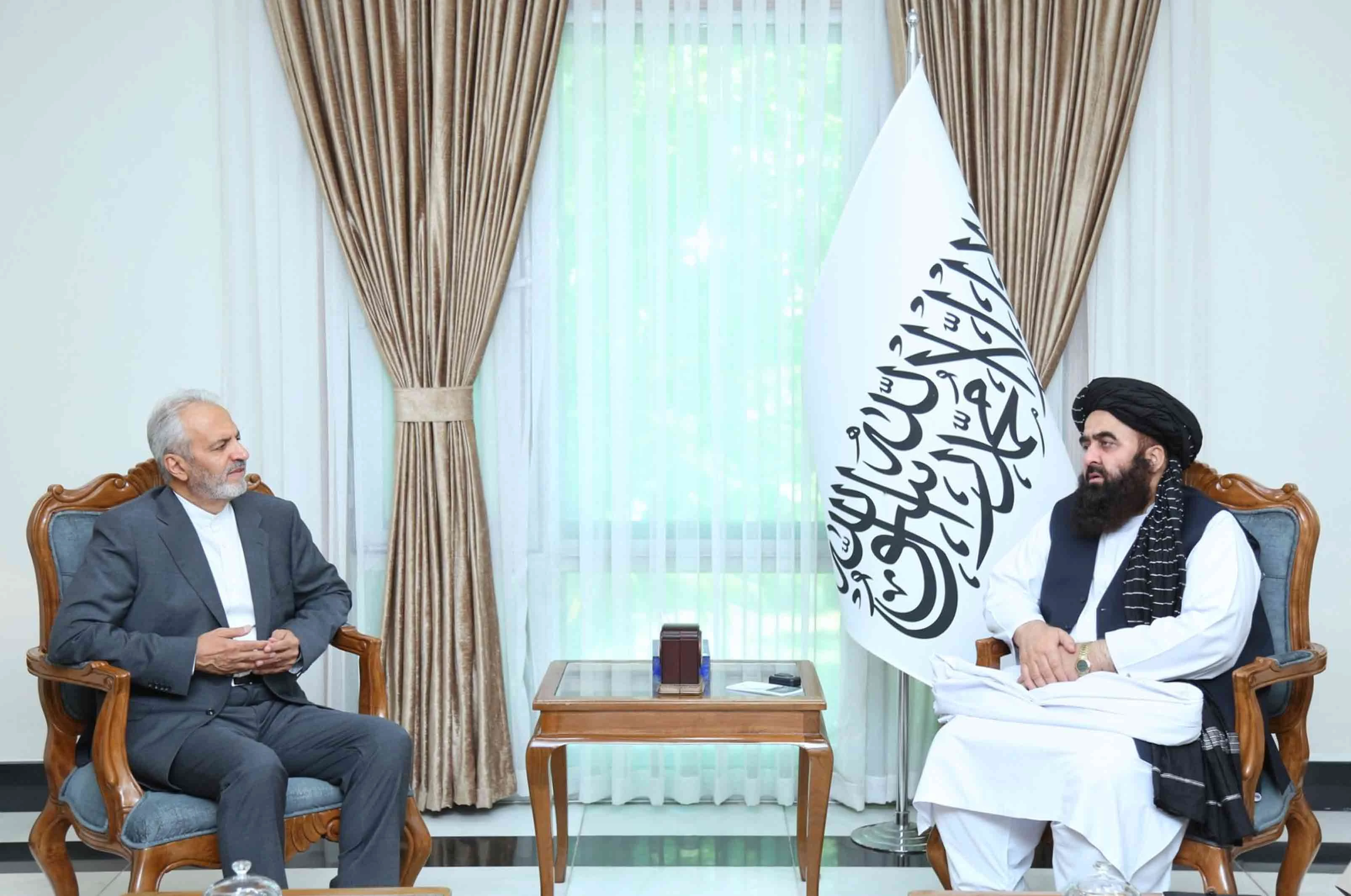 بهرنیو چارو وزیر: د افغانستان له لارې د ایراني حاجیانو راګرځېدو برخه کې مرستې ته چمتو یو