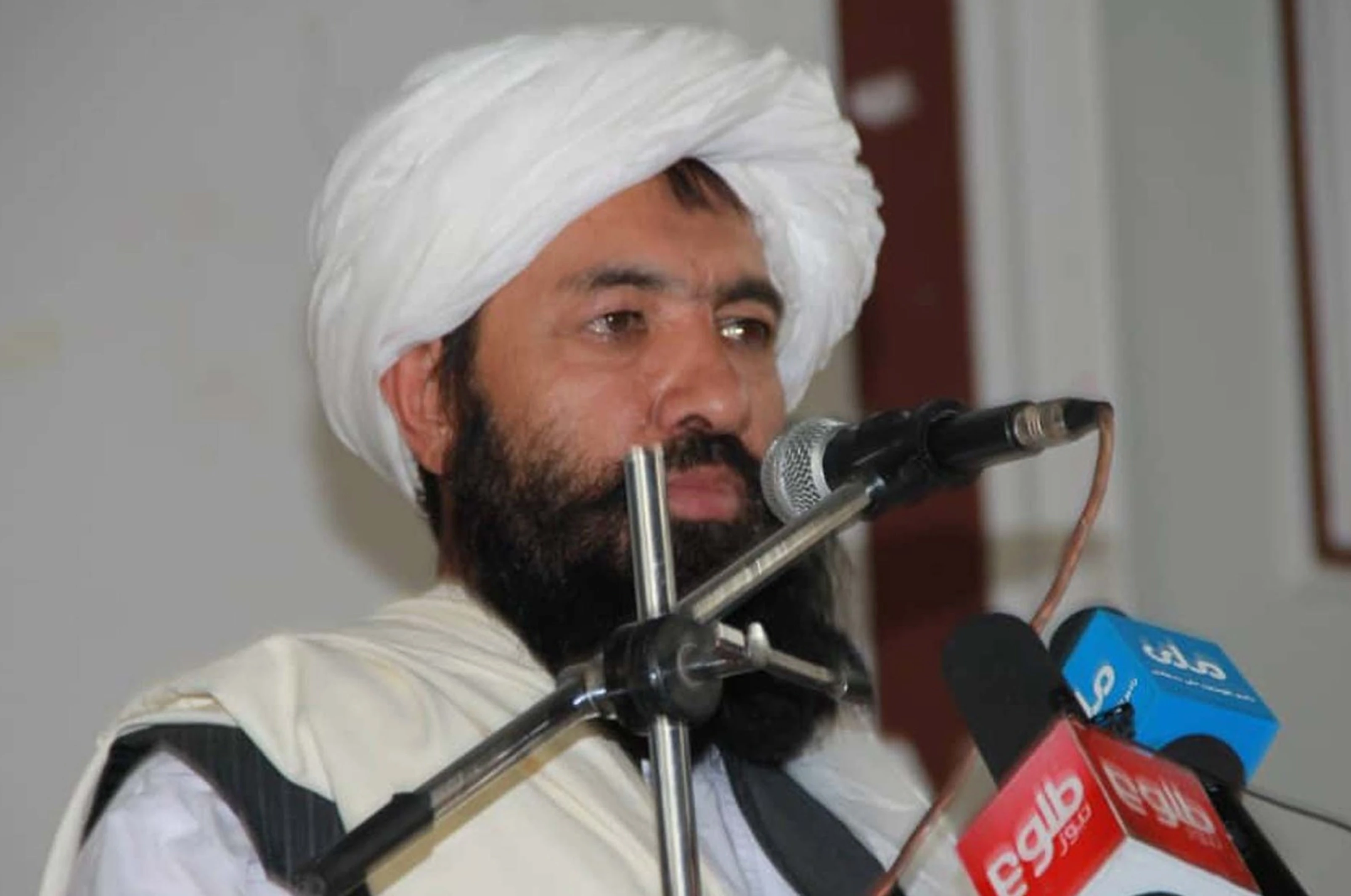 د بدخشان والي: لاريون کوونکو له لوري د ګډوډیو راپورونه ناسم دي