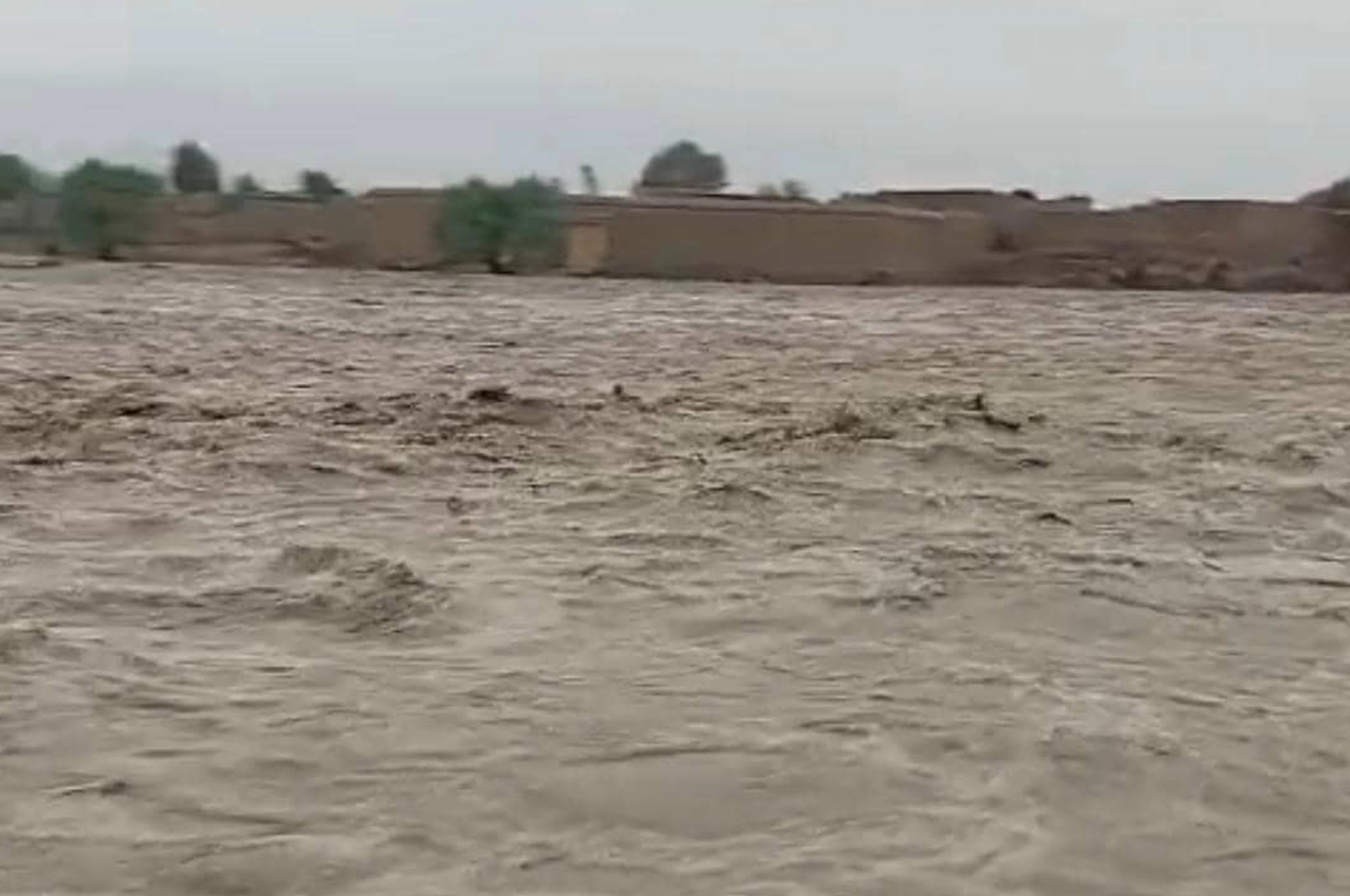 ننگرهار لعلپورې ولسوالۍ کې سېلابونو درانه مالي زیانونه اړولي
