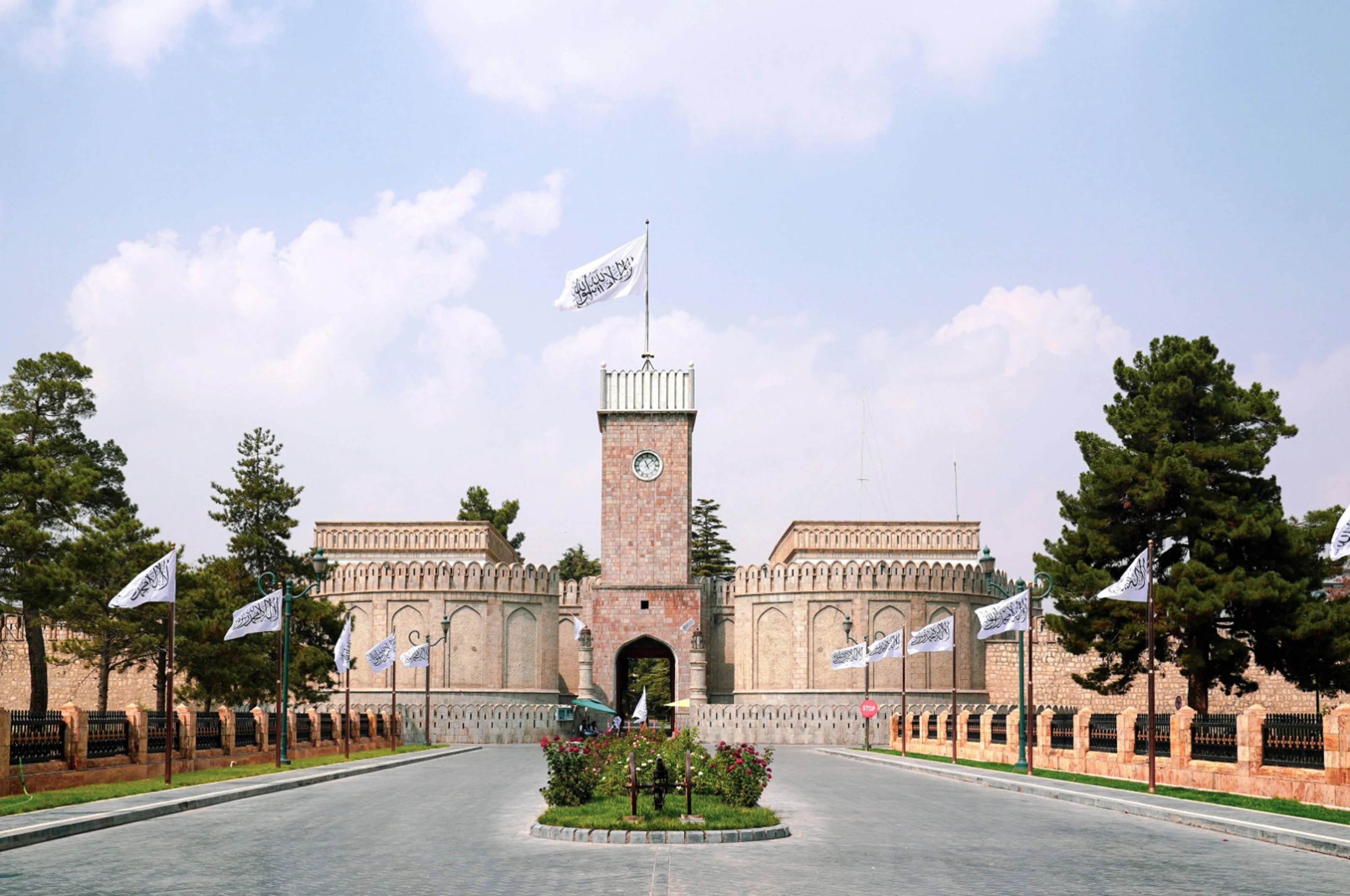 د ریاست الوزراء سیاسي معاونیت د ایران ولسمشر پر مړینه خواشیني ښودلې