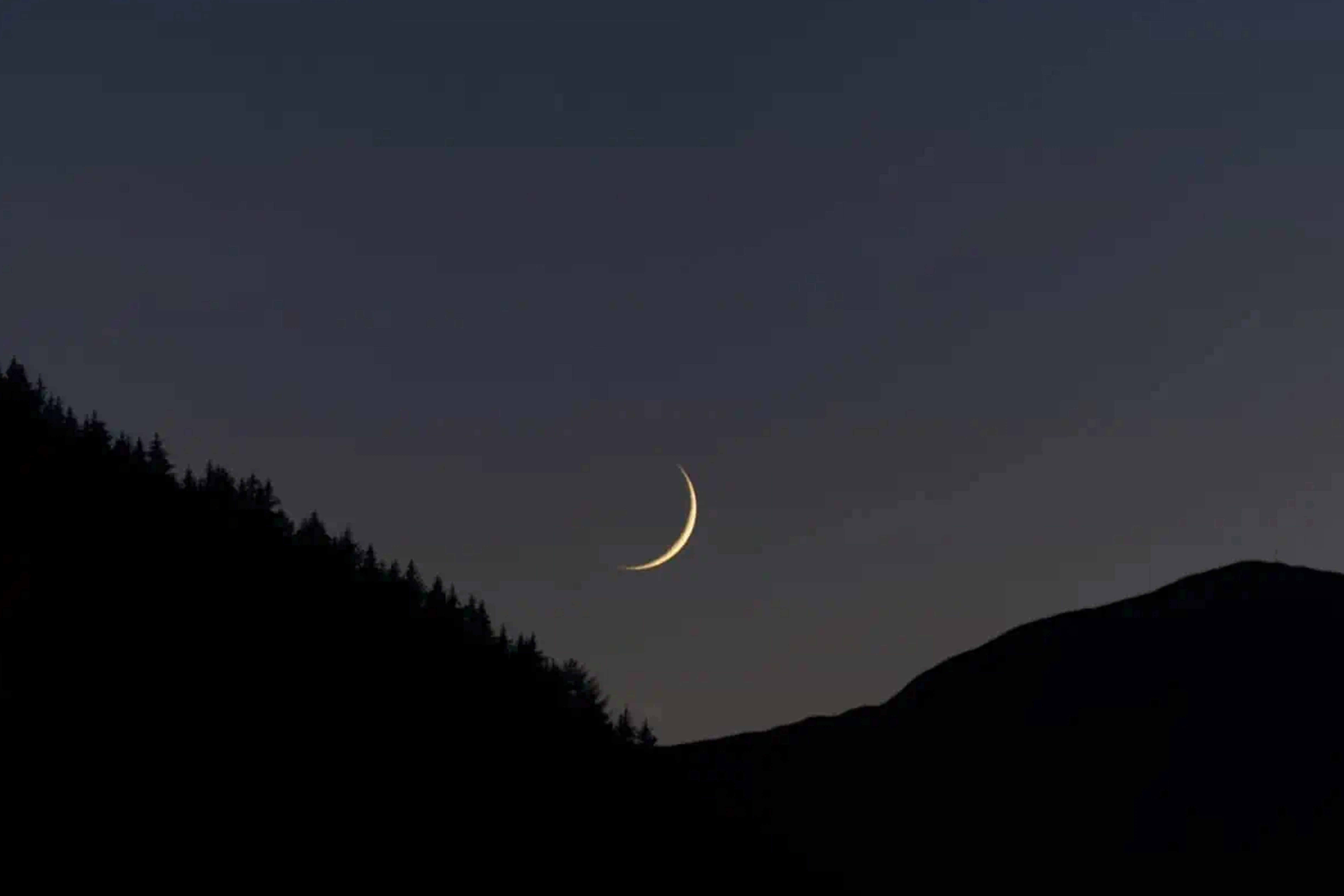 سبا د ذوالحجې لومړۍ ورځ ده؛ اختر په دوشنبه دی