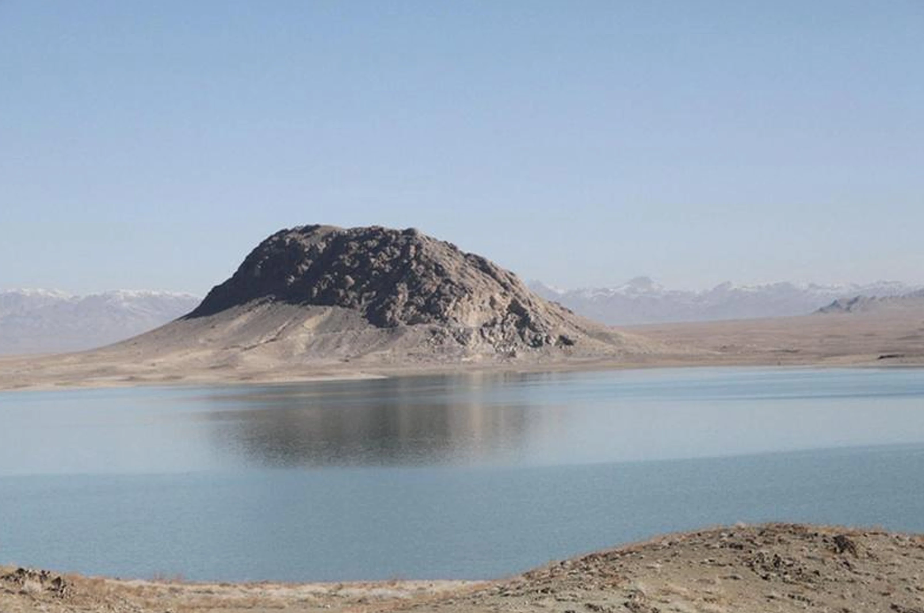 د اوبو او انرژۍ وزیر: دېر ژر به د غزني سلطان بند د څارنې او ساتنې چارې پیل شي