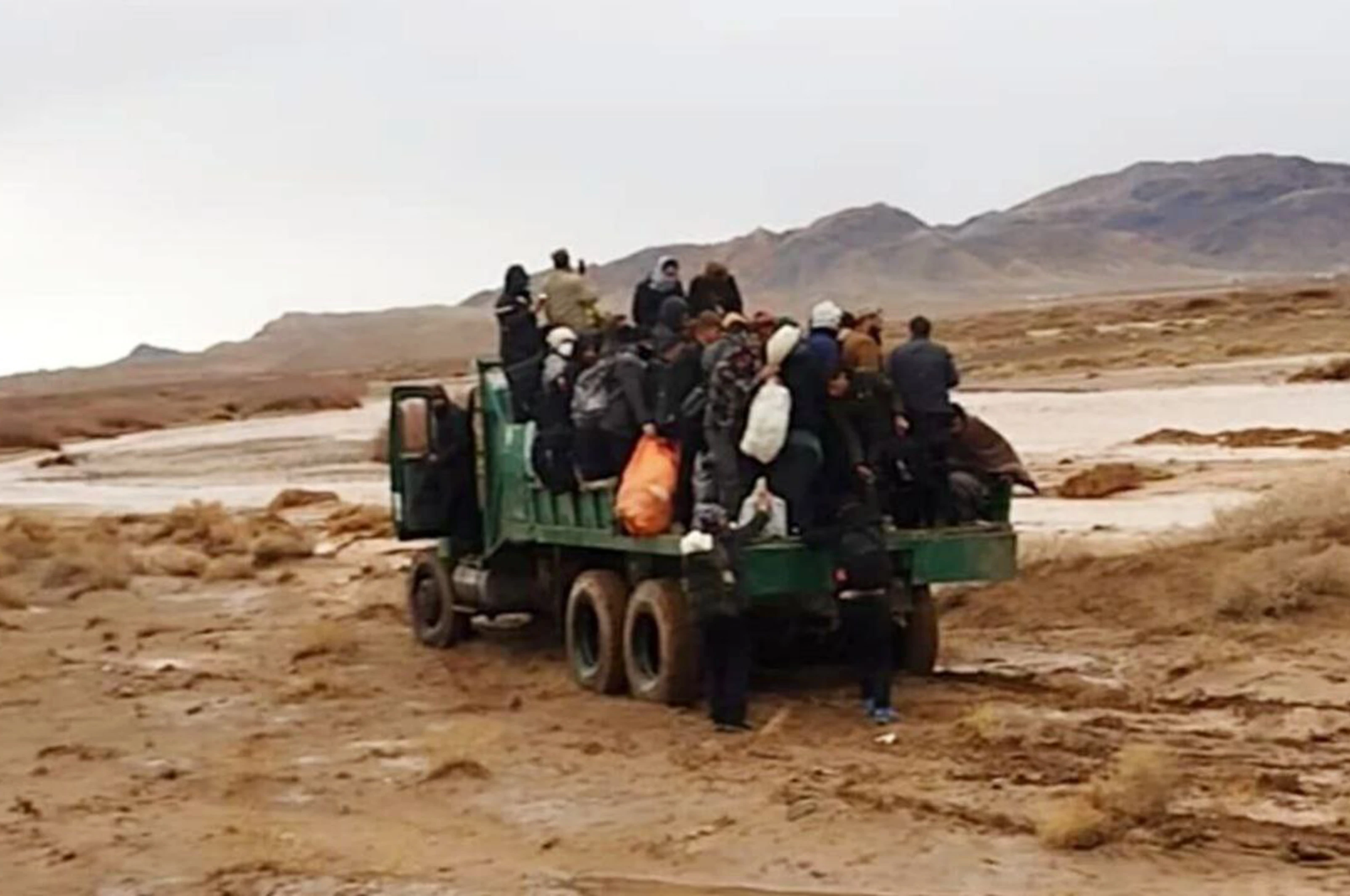 ۲۰۷ الفاروق قول اردو منسوبینو ۴۰۰تنه هېوادوال ژغورلي