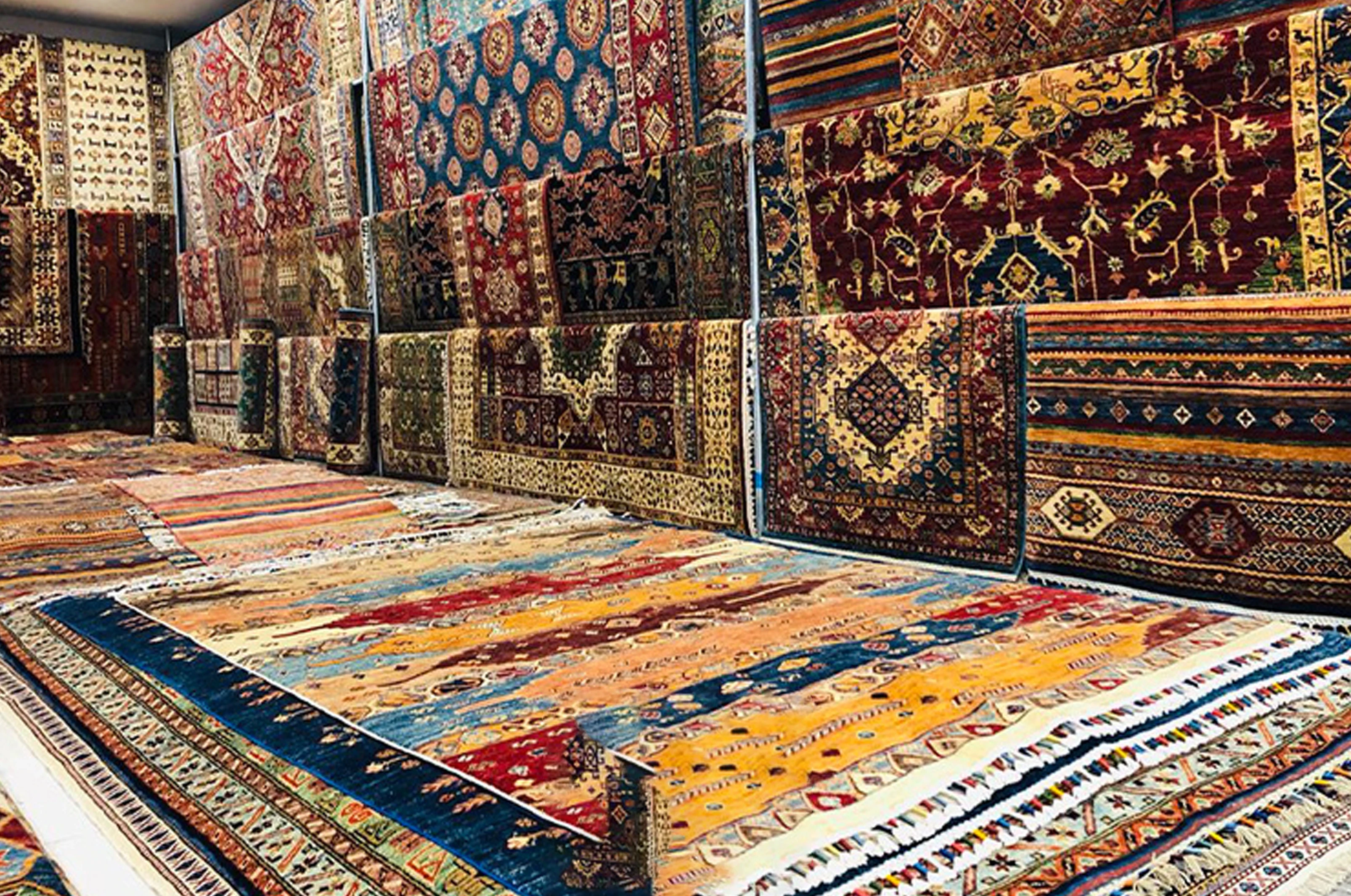 المنتجات اليدوية الأفغانية تُعرض في معرض دولي بالصين