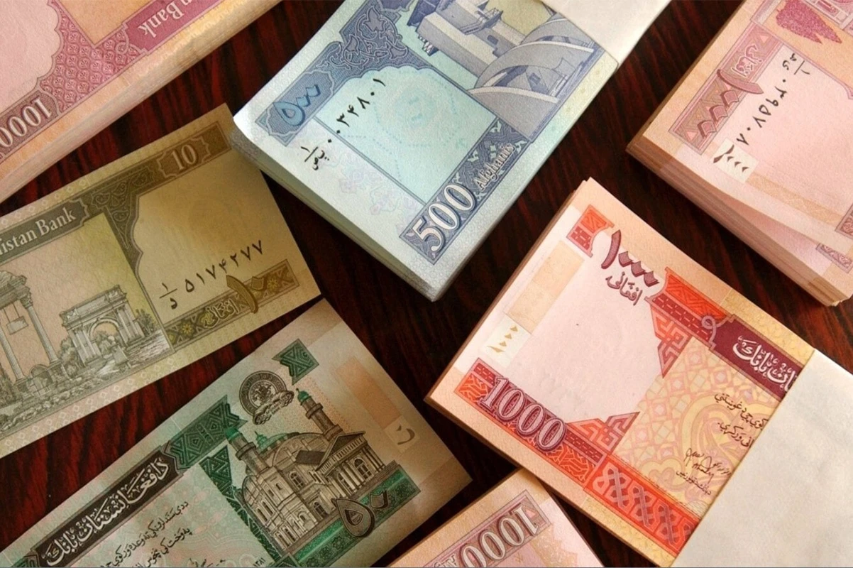 الحكومة الأفغانية تقرر إعفاء المشاريع والمحال التجارية الصغيرة من الضريبة