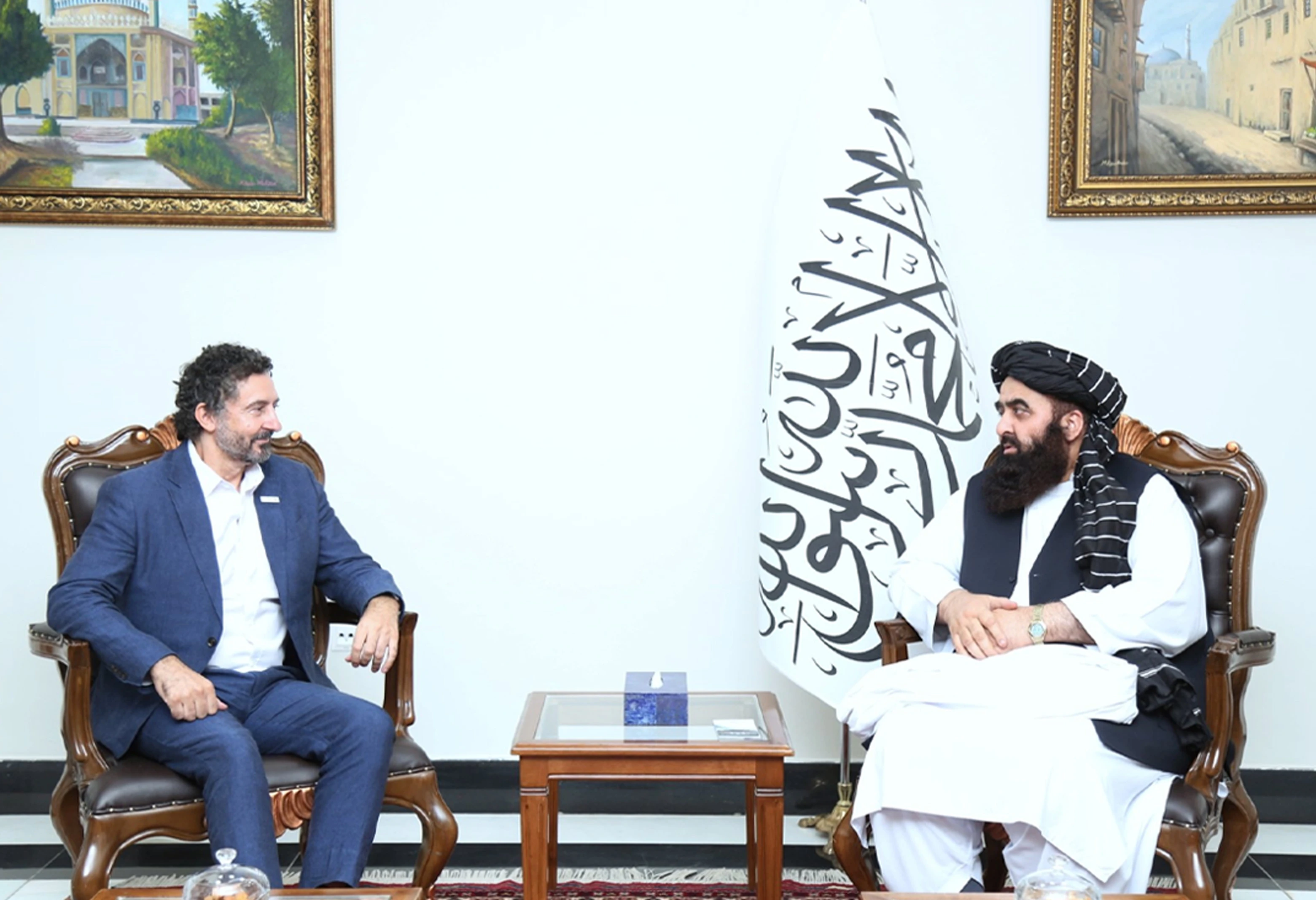 د امیرخان متقي او الکساندر ماتیو کتنه؛ د سوري زړه ماشومانو لپاره دې مجهز کلینیکونه جوړ شي