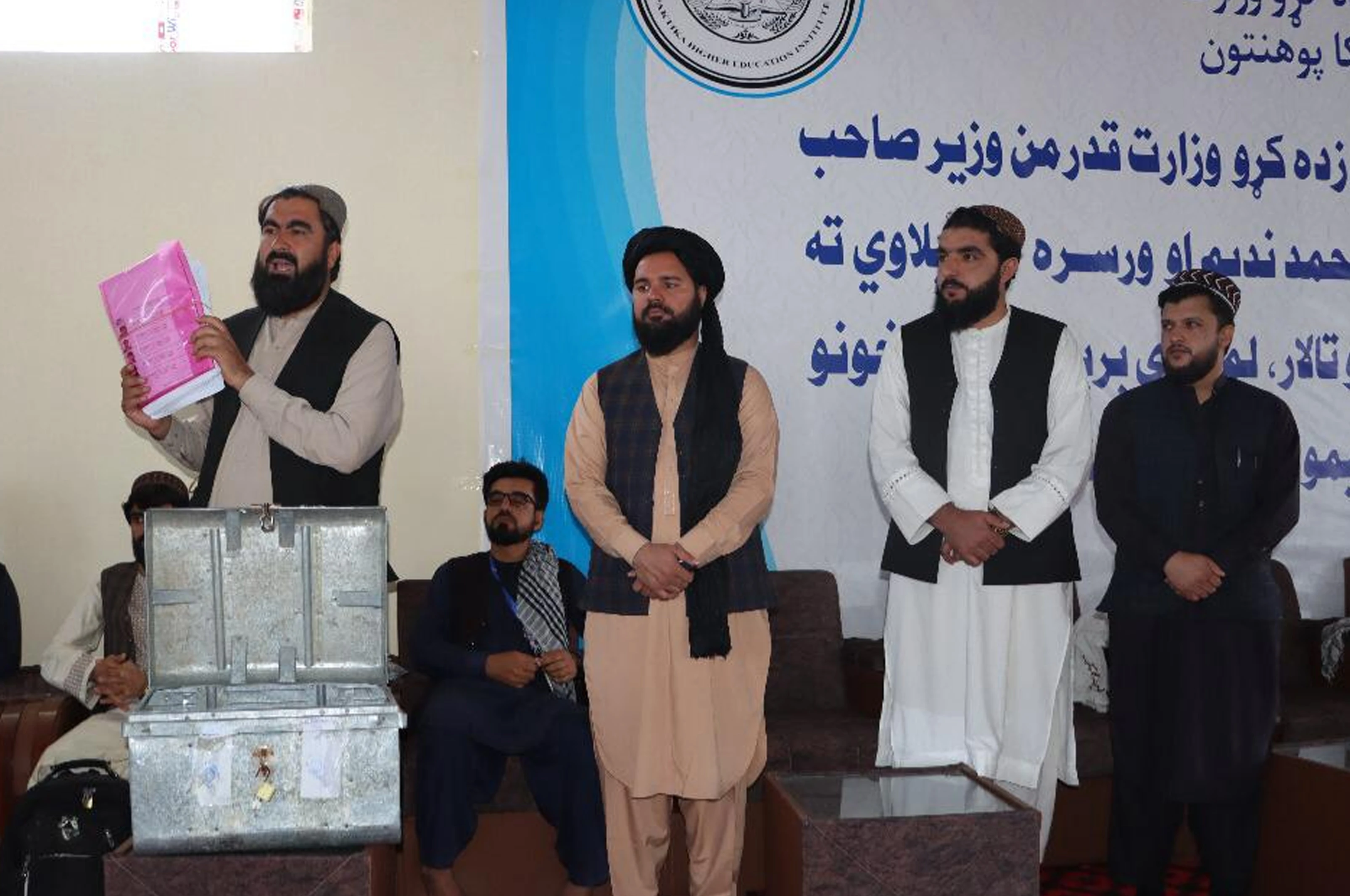 د ازموینې ملي اداره: په ۱۱ ولایتونو کې د کانکور ازموینې پروسه پیل شوې